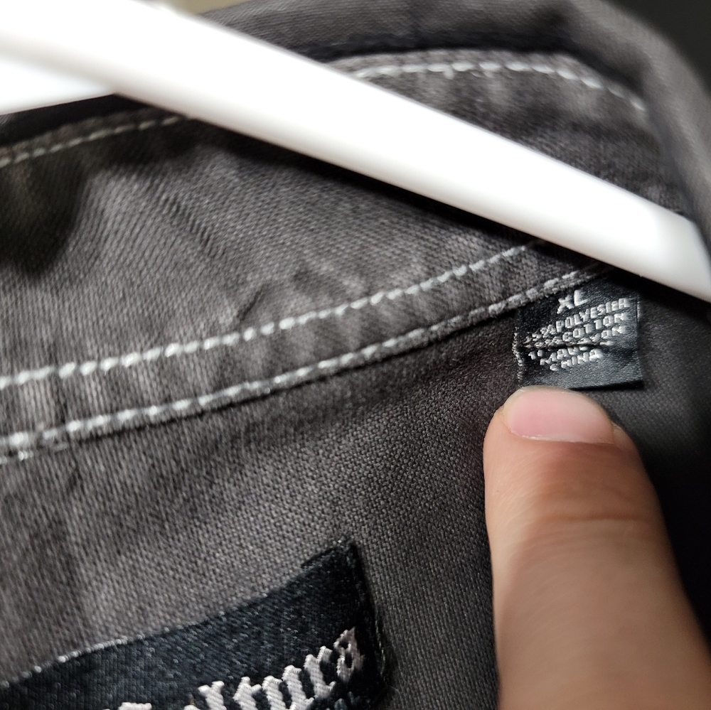 Button Up - Picture 3 of 4